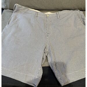 Polo Ralph Lauren Shorts Men's Size 40 Ivory Flat Front Stretch Chino